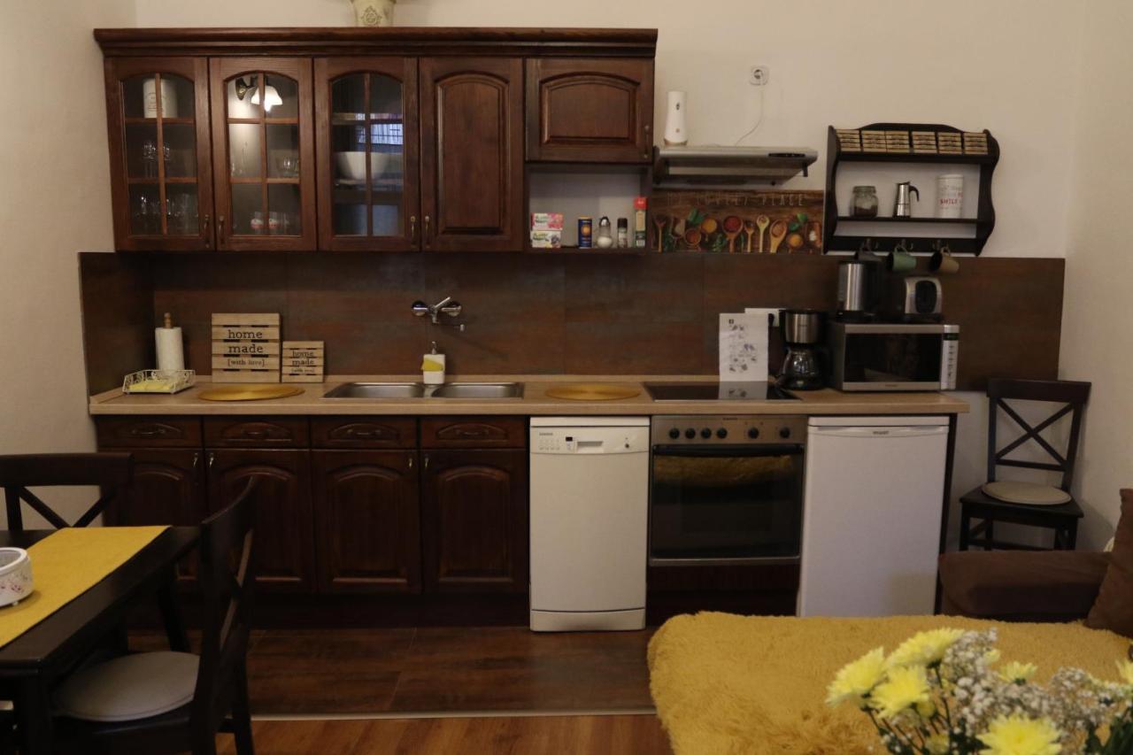 Hedi Apartman Miskolc Eksteriør bilde