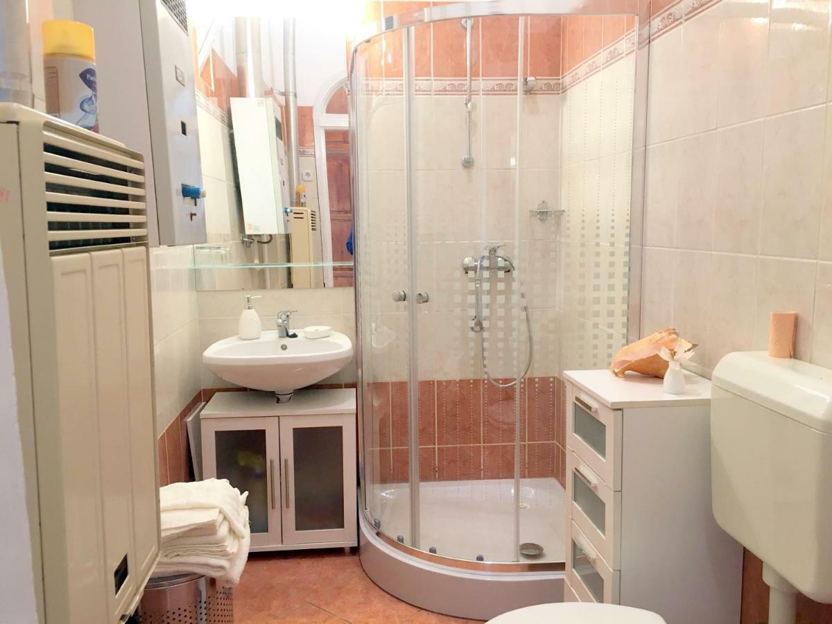 Hedi Apartman Miskolc Eksteriør bilde
